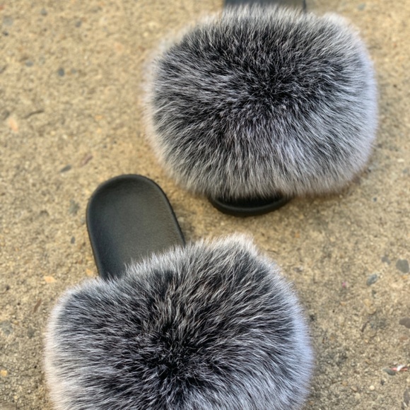 Grey Real Fur Slides 6.5-10 - Picture 5 of 6